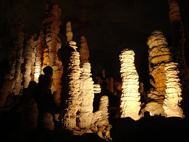 钟乳石 埃文多格纳克 洞穴 - 上的免费照片