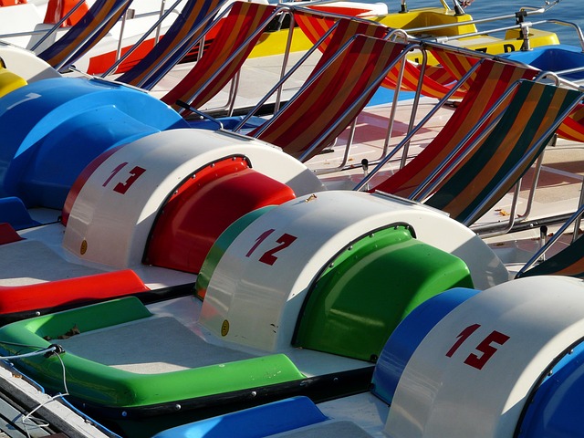 脚踏船 船 多彩多姿的 - 上的免费照片