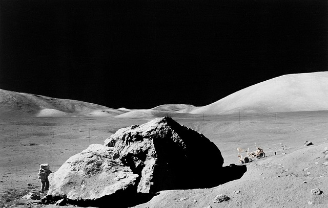 月球表面 月球岩石 月亮车 - 上的免费照片