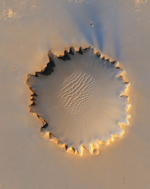 行星 火星 火山口 - 上的免费照片