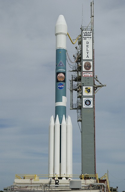 火箭 太空探测器 Delta-7925H导弹 - 上的免费照片
