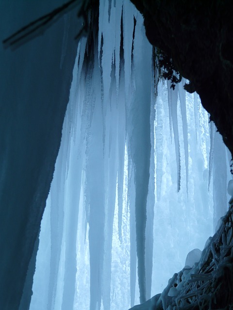冰洞 冰幕 冰柱 - 上的免费照片