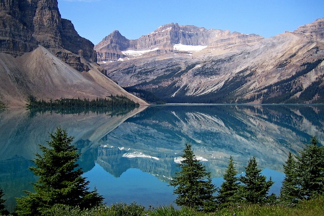 弓湖 加拿大洛基斯 景观 - 上的免费照片