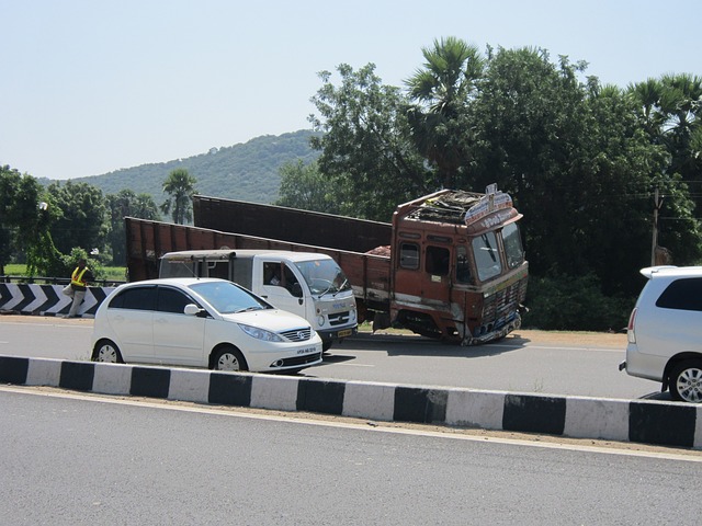 高速公路 意外 卡车 - 上的免费照片