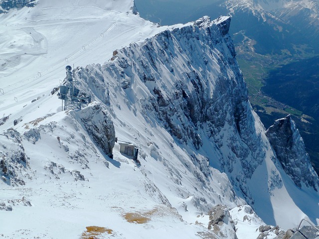 楚格峰 悬崖 雪 - 上的免费照片