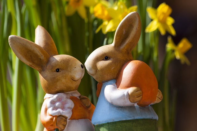 复活节兔子 兔子 小雕像 - 上的免费照片