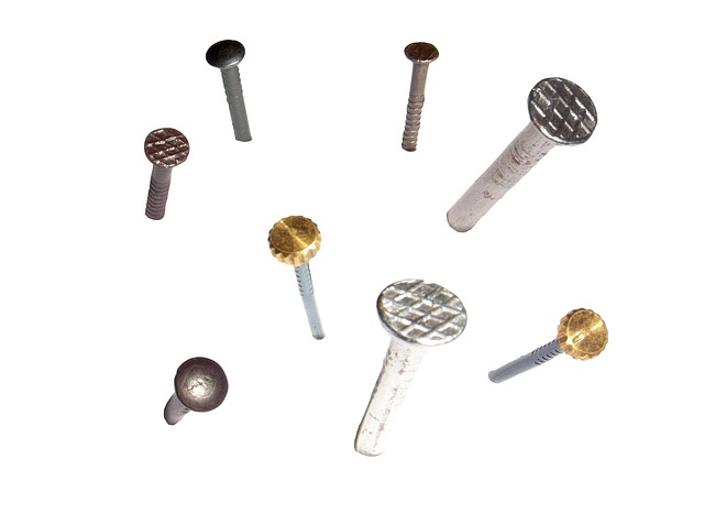 指甲 铁钉 锤 - 上的免费照片