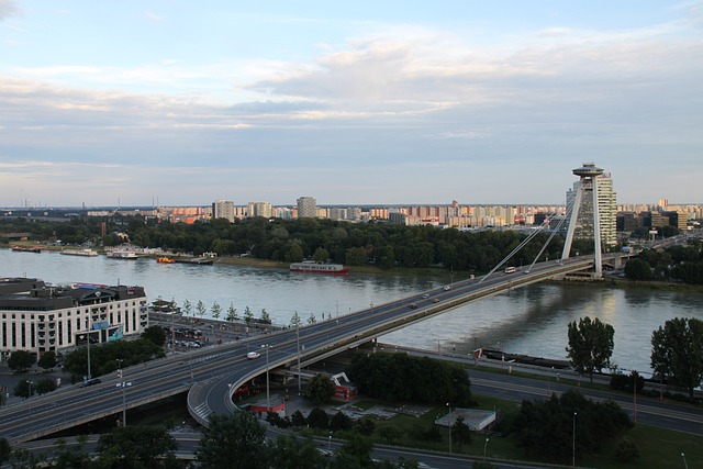 拉迪斯拉发 斯洛伐克 多瑙河 - 上的免费照片