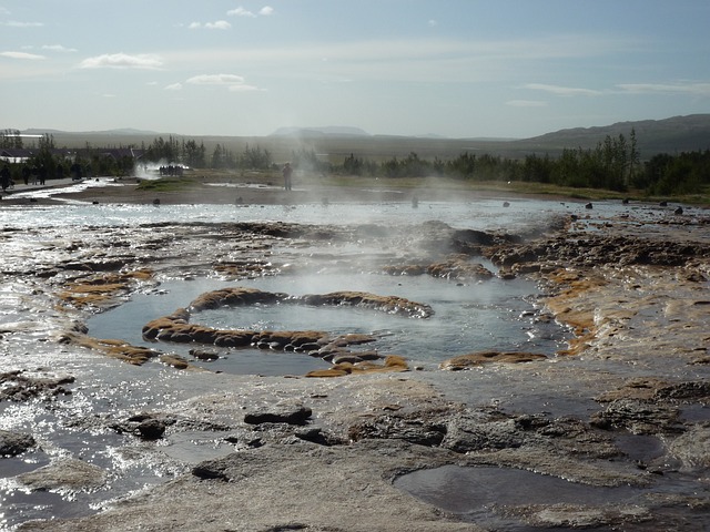 Strokkur 喷泉 冰岛 - 上的免费照片