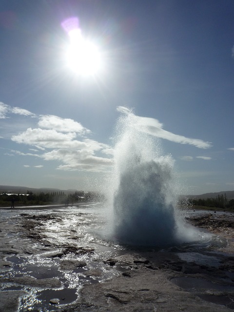 Strokkur 喷泉 冰岛 - 上的免费照片