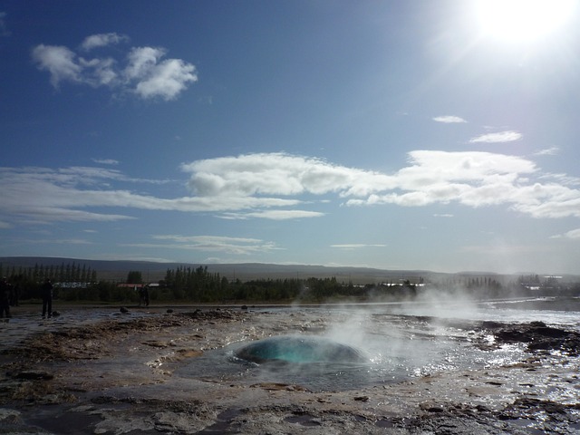 Strokkur 喷泉 冰岛 - 上的免费照片