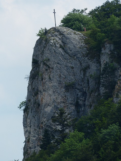 Lochenstein 山 岩石 - 上的免费照片