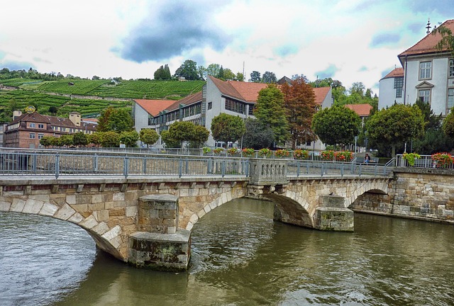 桥 Esslingen 德国 - 上的免费照片