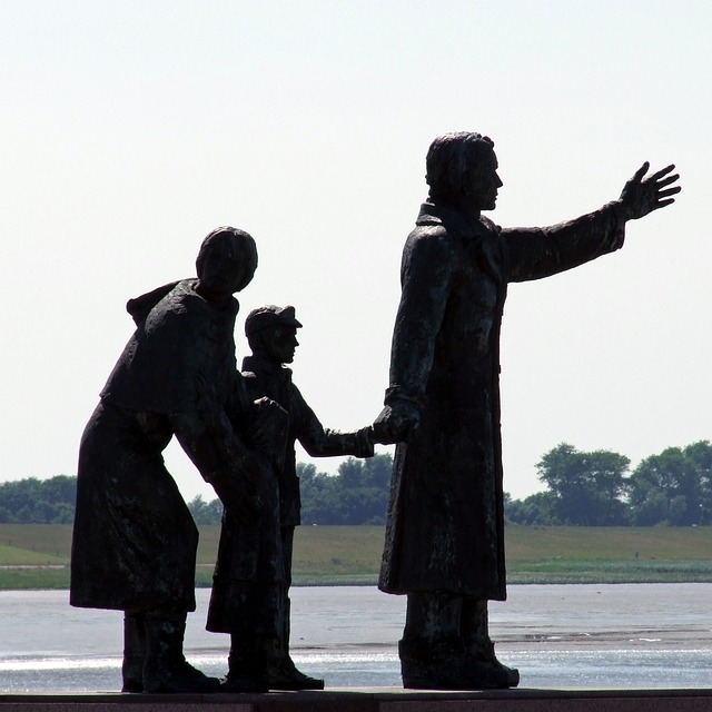 雕塑 移民 纪念碑 - 上的免费照片