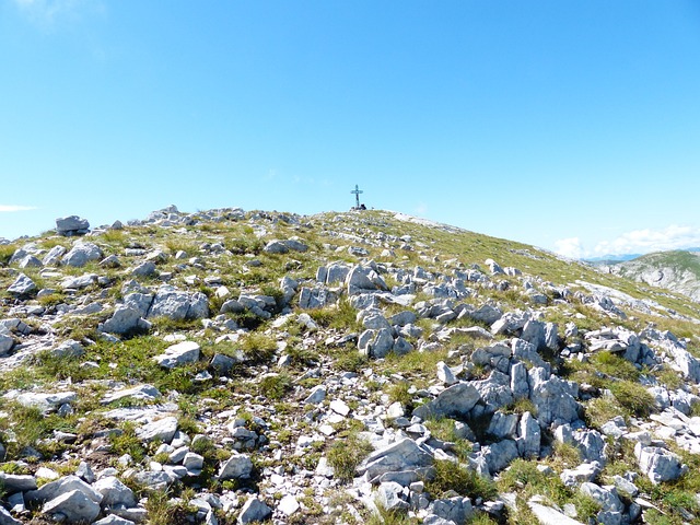 顶十字架 Cima Della 生理盐水 山 - 上的免费照片