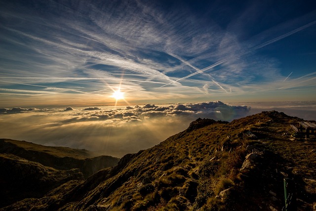 山 太阳 云 - 上的免费照片