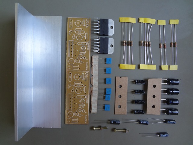 电子产品 电阻器 - 上的免费照片