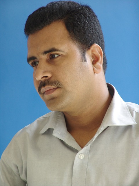 右视图 男人 中年 - 上的免费照片