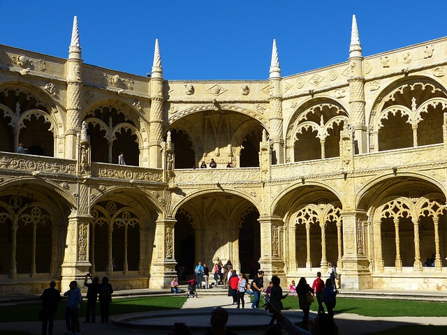 Mosteiro Dos Jerónimos 哲罗姆派修道院 回廊 - 上的免费照片