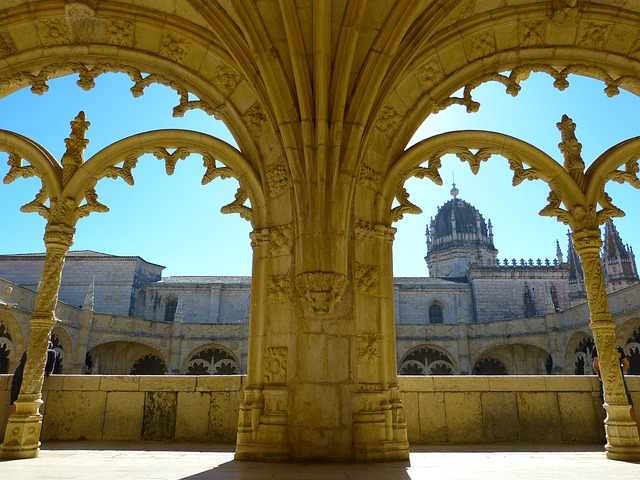 Mosteiro Dos Jerónimos 哲罗姆派修道院 回廊 - 上的免费照片