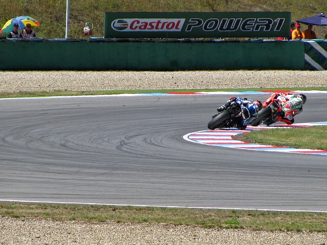 Max Biaggi Marco Melandri 赛车 - 上的免费照片