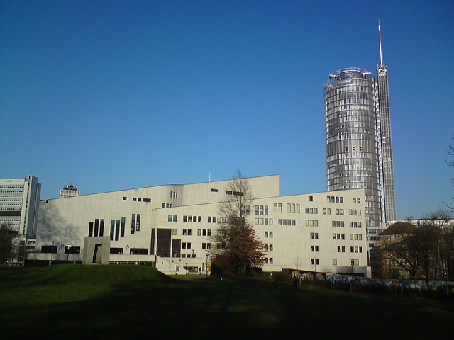 Aalto 剧场 建造 城市 - 上的免费照片