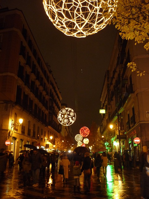 马德里 街道 夜 - 上的免费照片