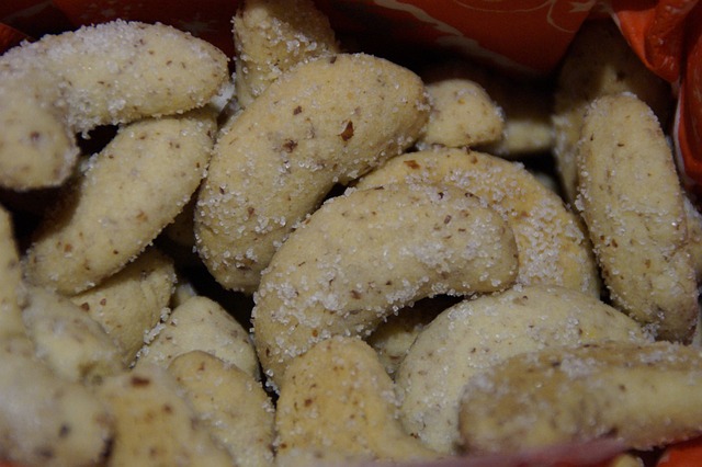 Vanillekipferl 曲奇饼 圣诞饼干 - 上的免费照片