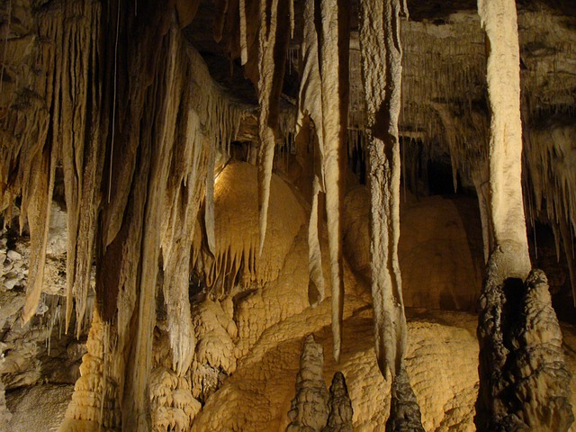 洞穴 钟乳石 石钟乳 - 上的免费照片