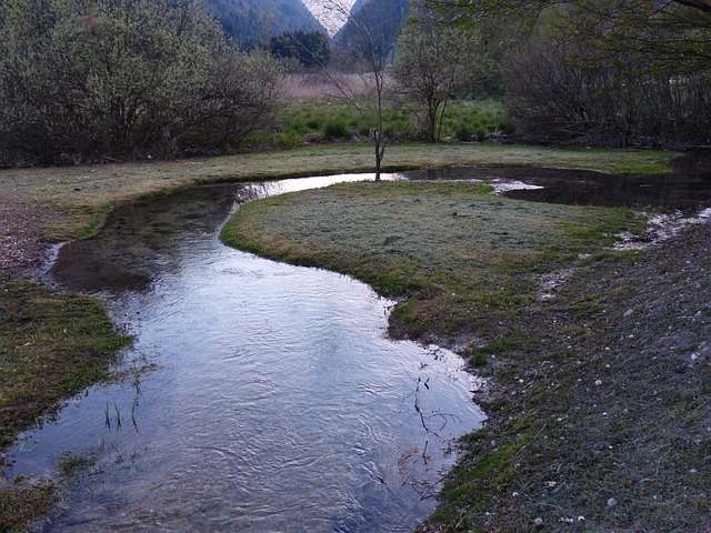 流动 河道 水 - 上的免费照片