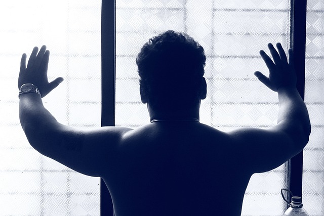 男人 摆姿势 裸照 - 上的免费照片