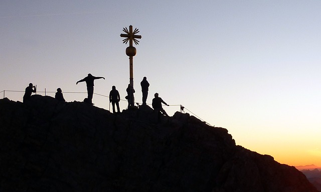 楚格峰 登山者 日出 - 上的免费照片