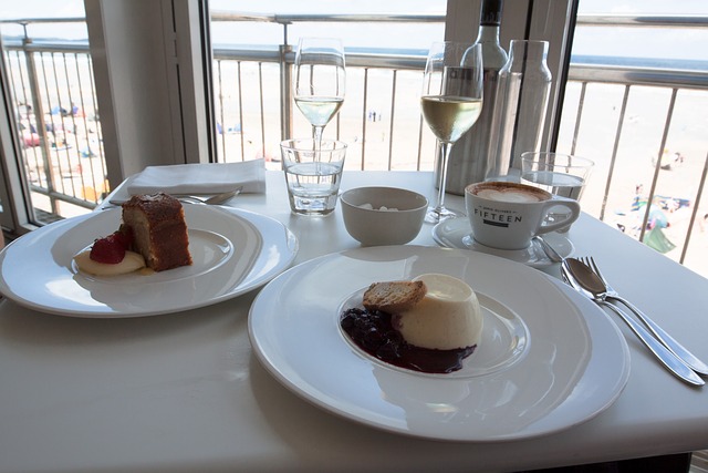 意式奶冻 餐厅 卡布奇诺 - 上的免费照片