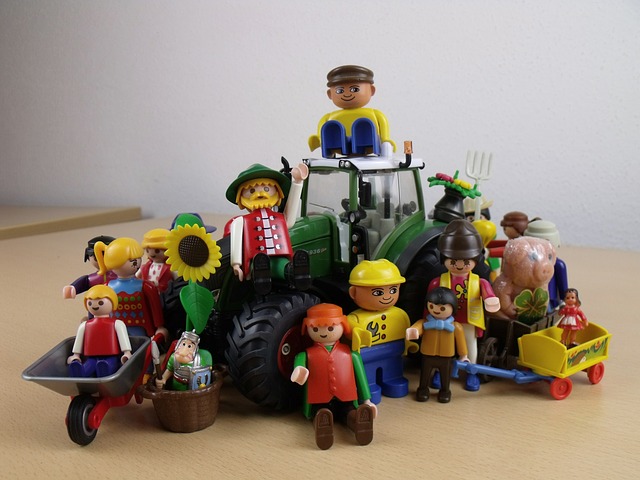 当我们在一起时，有了更大的力量 农业 摩托玩具 - 上的免费照片