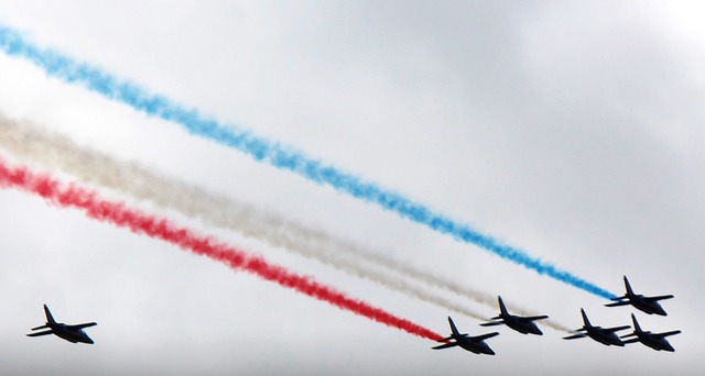 飞机 军队 战斗机 - 上的免费照片