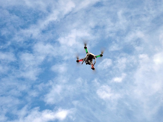 无人驾驶飞机 Quadrocopter 螺旋桨 - 上的免费照片