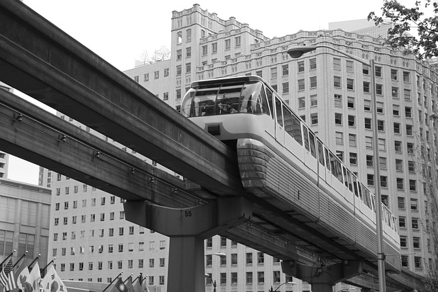 磁悬浮列车 轨 Schwebebahn - 上的免费照片