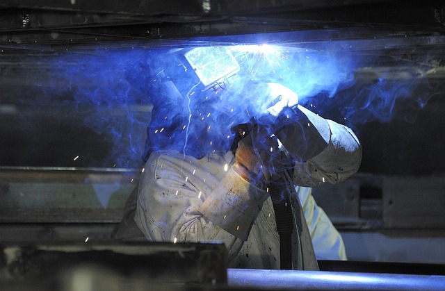 焊接 热焊接 工人 - 上的免费照片