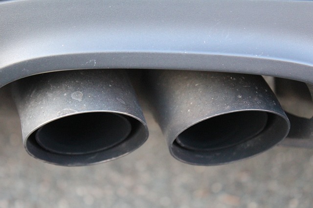 排气 汽车 灰色的 - 上的免费照片
