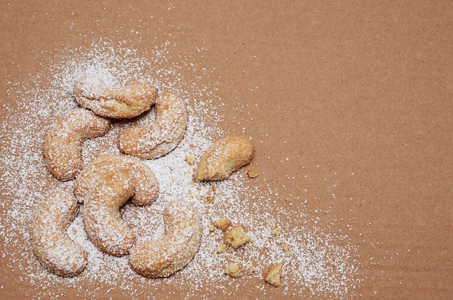 曲奇饼 Vanillekipferl 可爱的 - 上的免费照片