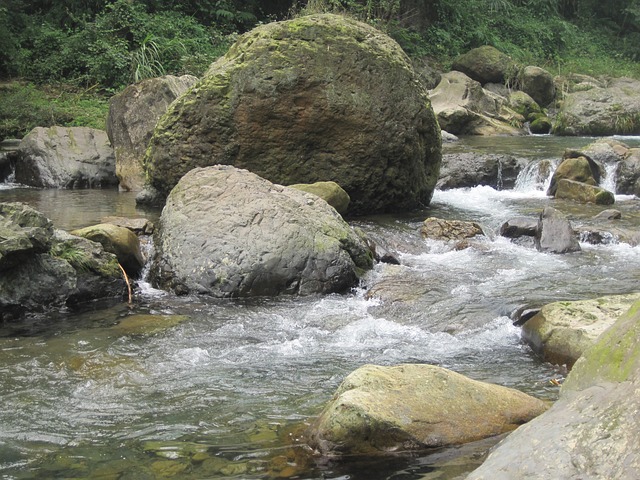 流水 峨眉山 - 上的免费照片