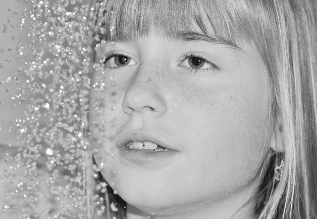 女孩 孩子 脸 - 上的免费照片