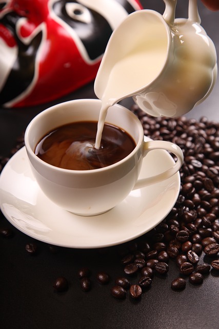 咖啡 牛奶 咖啡豆 - 上的免费照片