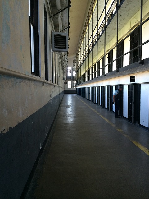 监狱 细胞 电池块 - 上的免费照片