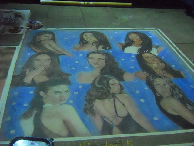 街头画家 女人的照片 半裸 - 上的免费照片