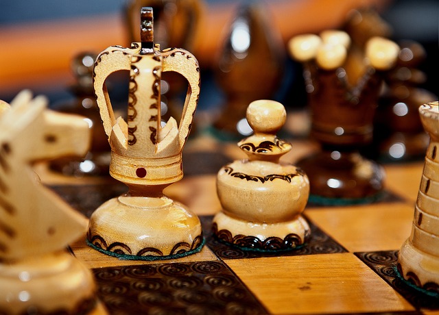 棋 木棋 雕花棋 - 上的免费照片
