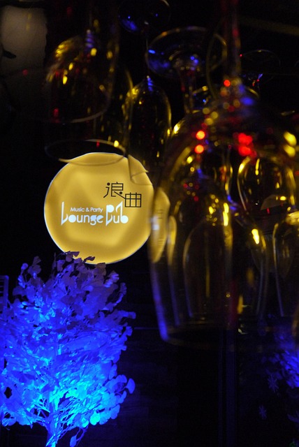 Lounge 酒吧 酒杯 - 上的免费照片