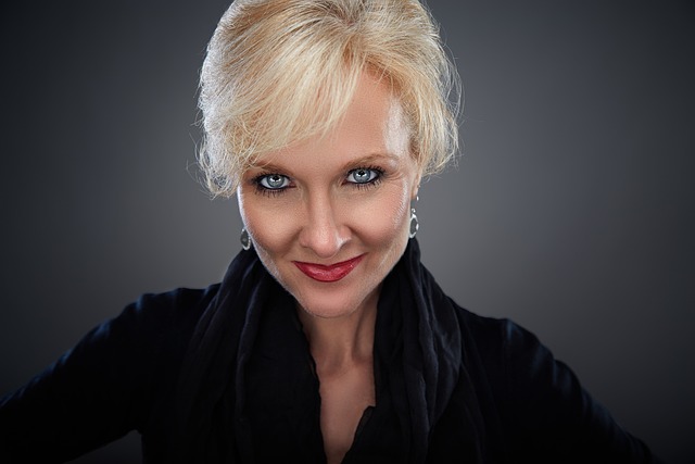 女士 肖像 脸 - 上的免费照片