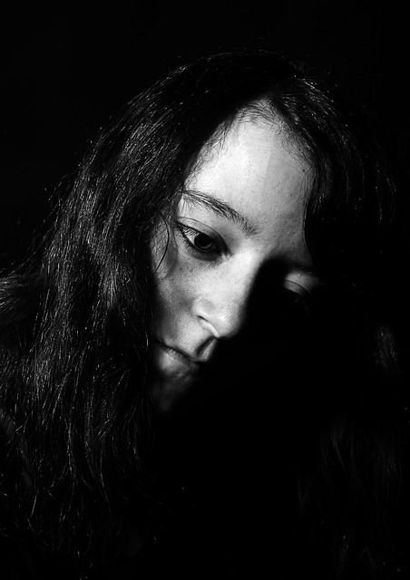 女孩 眼睛 黑暗的 - 上的免费照片
