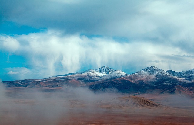 雪山 云 山 - 上的免费照片